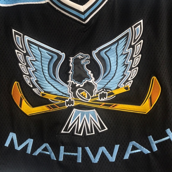 Hockey sz M kids Mohwah High No Excuses Jersey - Picture 2 of 5